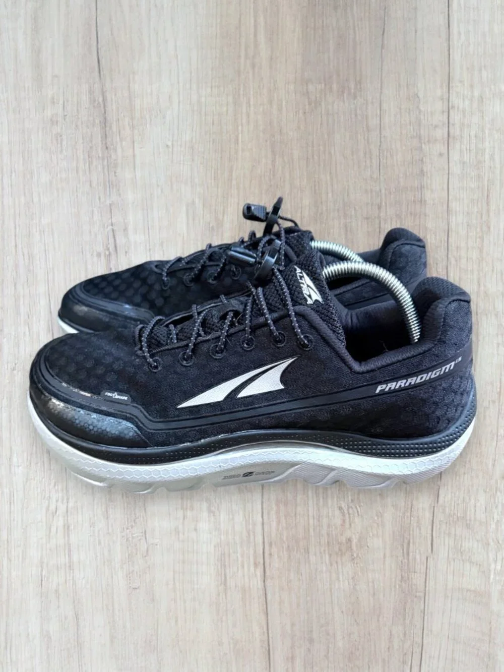 Altra Paradigm 5 Black Running Shoes Zero Drop FootShape Wide Toe Box Mens 10